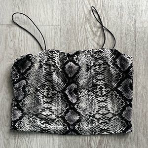 Snake Black and White Top